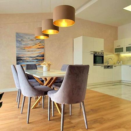 Ferienwohnung Grey House Makarska Exterior foto