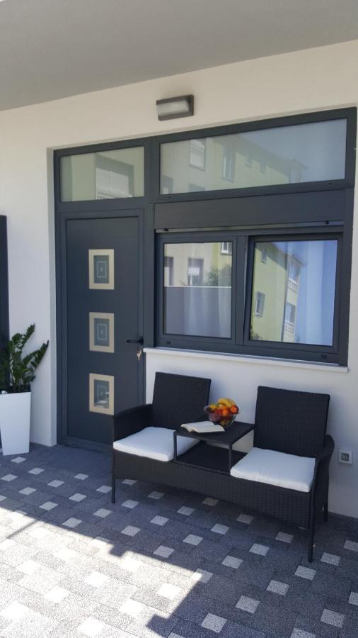Ferienwohnung Grey House Makarska Exterior foto