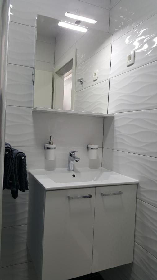 Ferienwohnung Grey House Makarska Exterior foto