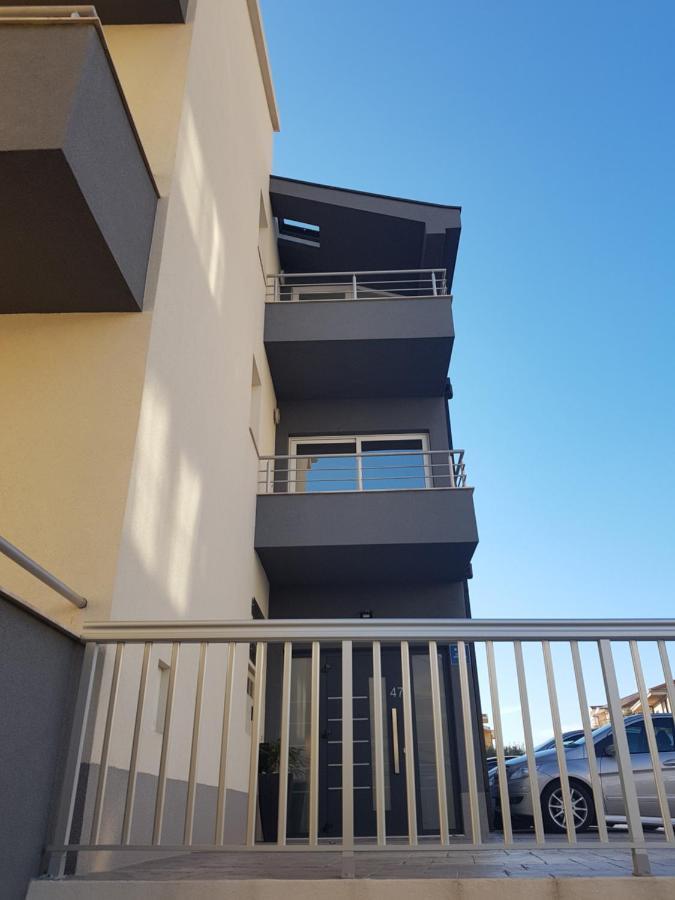 Ferienwohnung Grey House Makarska Exterior foto