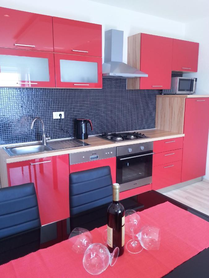 Ferienwohnung Grey House Makarska Exterior foto