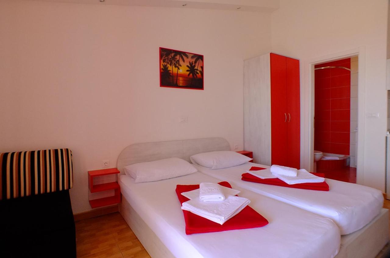 Ferienwohnung Grey House Makarska Exterior foto