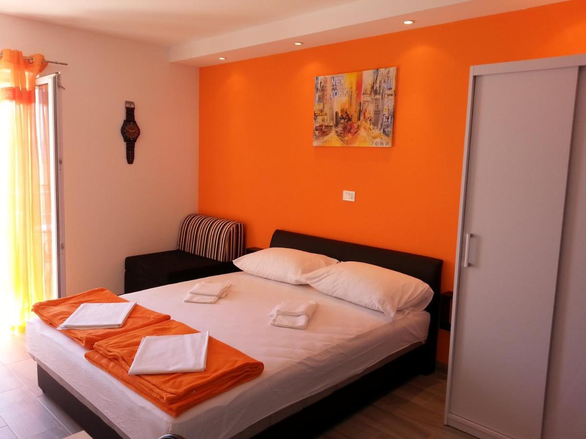 Ferienwohnung Grey House Makarska Exterior foto