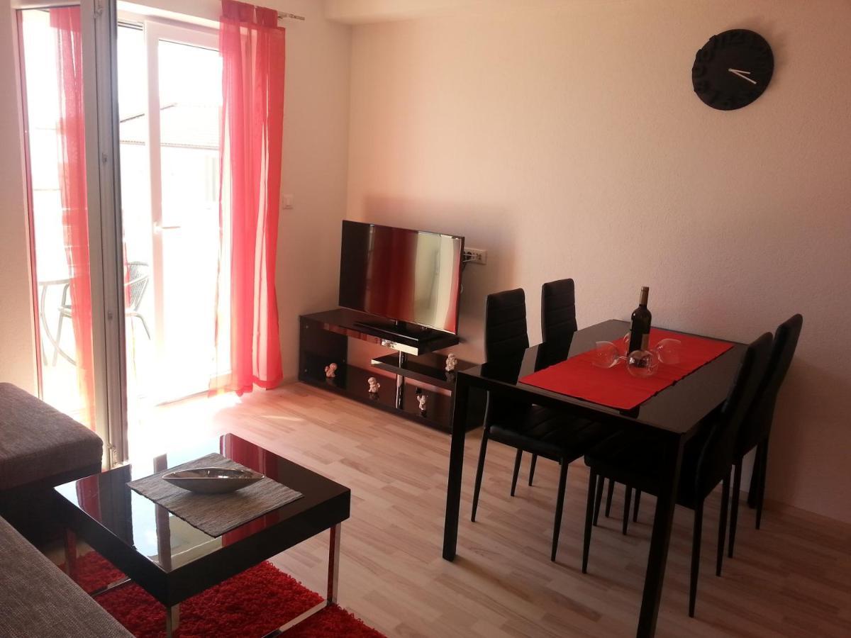 Ferienwohnung Grey House Makarska Exterior foto
