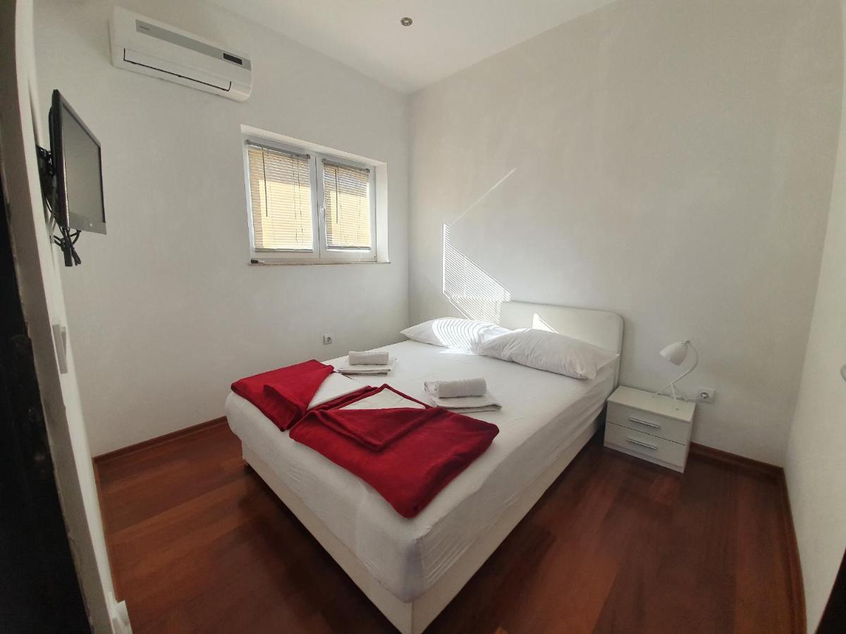 Ferienwohnung Grey House Makarska Exterior foto