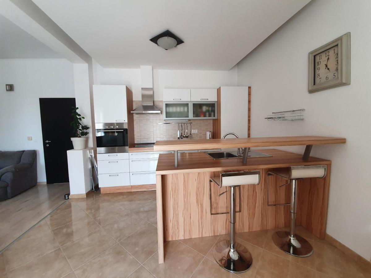 Ferienwohnung Grey House Makarska Exterior foto