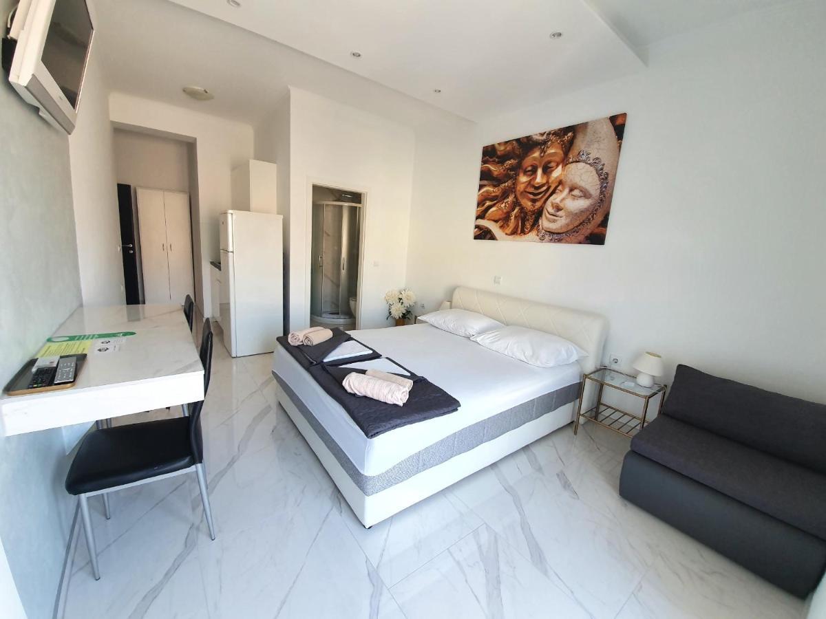 Ferienwohnung Grey House Makarska Exterior foto