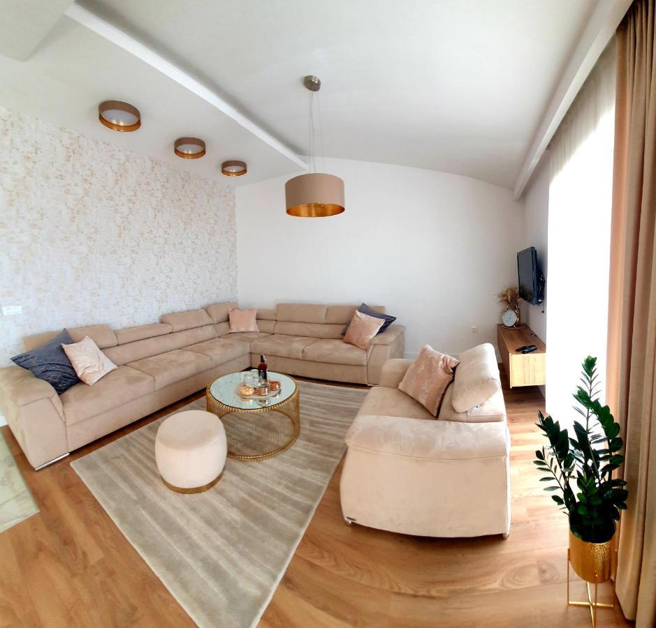 Ferienwohnung Grey House Makarska Exterior foto