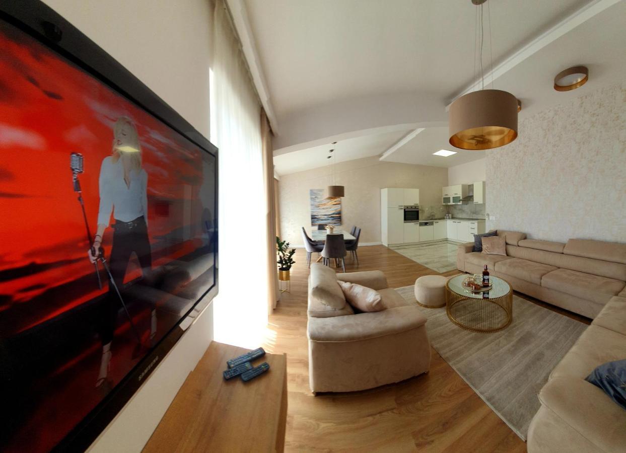 Ferienwohnung Grey House Makarska Exterior foto